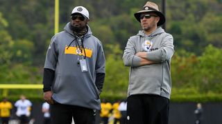 Bouchette: Steelers' Mike Tomlin Tried To Deceive Over Matt Canada Exit But: "Don’t Be Dissuaded...Art Rooney Fired Him" (Steelers News). Photo by Karl Roser / Pittsburgh Steelers